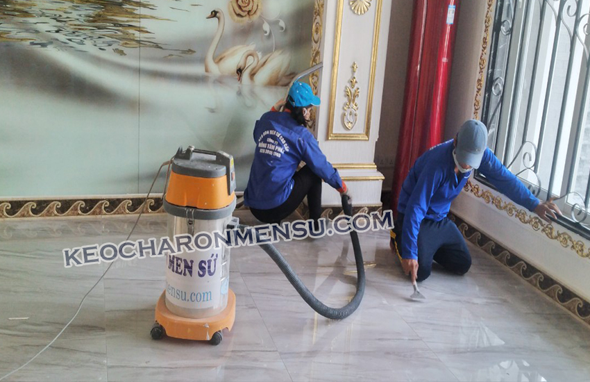 Keo chà ron màu ngả vàng